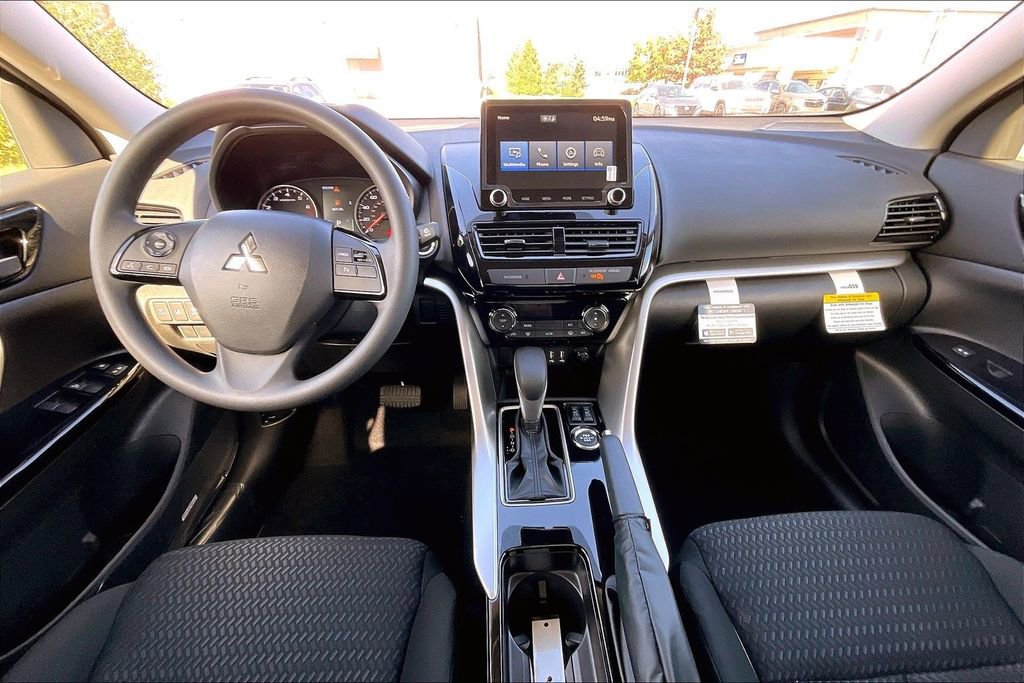 New 2026 Mitsubishi Eclipse Cross LE image 5