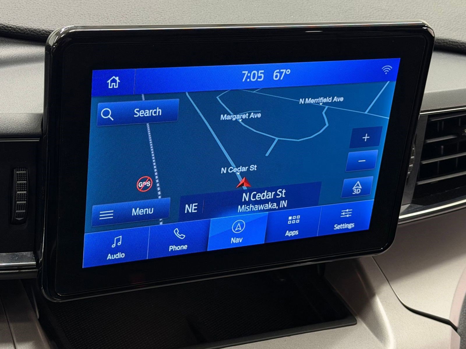 Used 2023 Ford Explorer XLT w/ Equipment Group 202A image 26