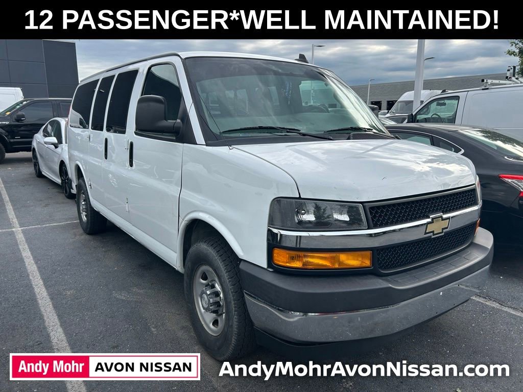 Used 2018 Chevrolet Express 3500 LT w/ LT Preferred Equipment Group RWD image 1