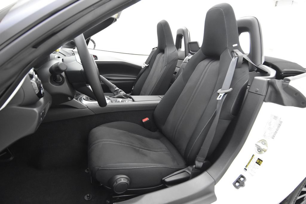 New 2026 MAZDA MX-5 Miata Club RWD image 25