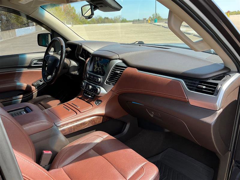 Used 2015 Chevrolet Suburban LTZ image 39
