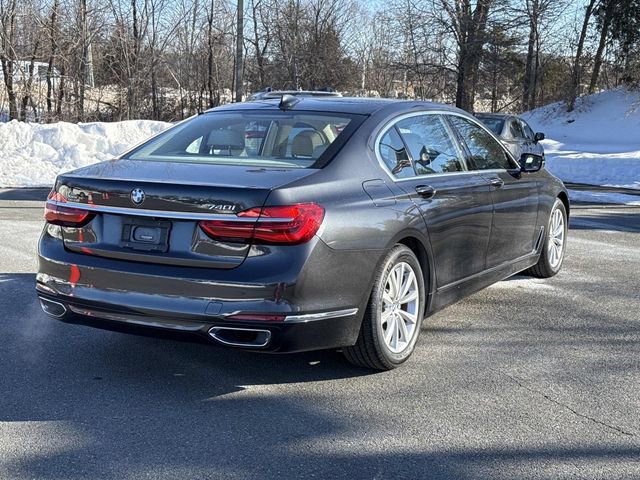 Used 2019 BMW 740i xDrive w/ Executive Package video 2