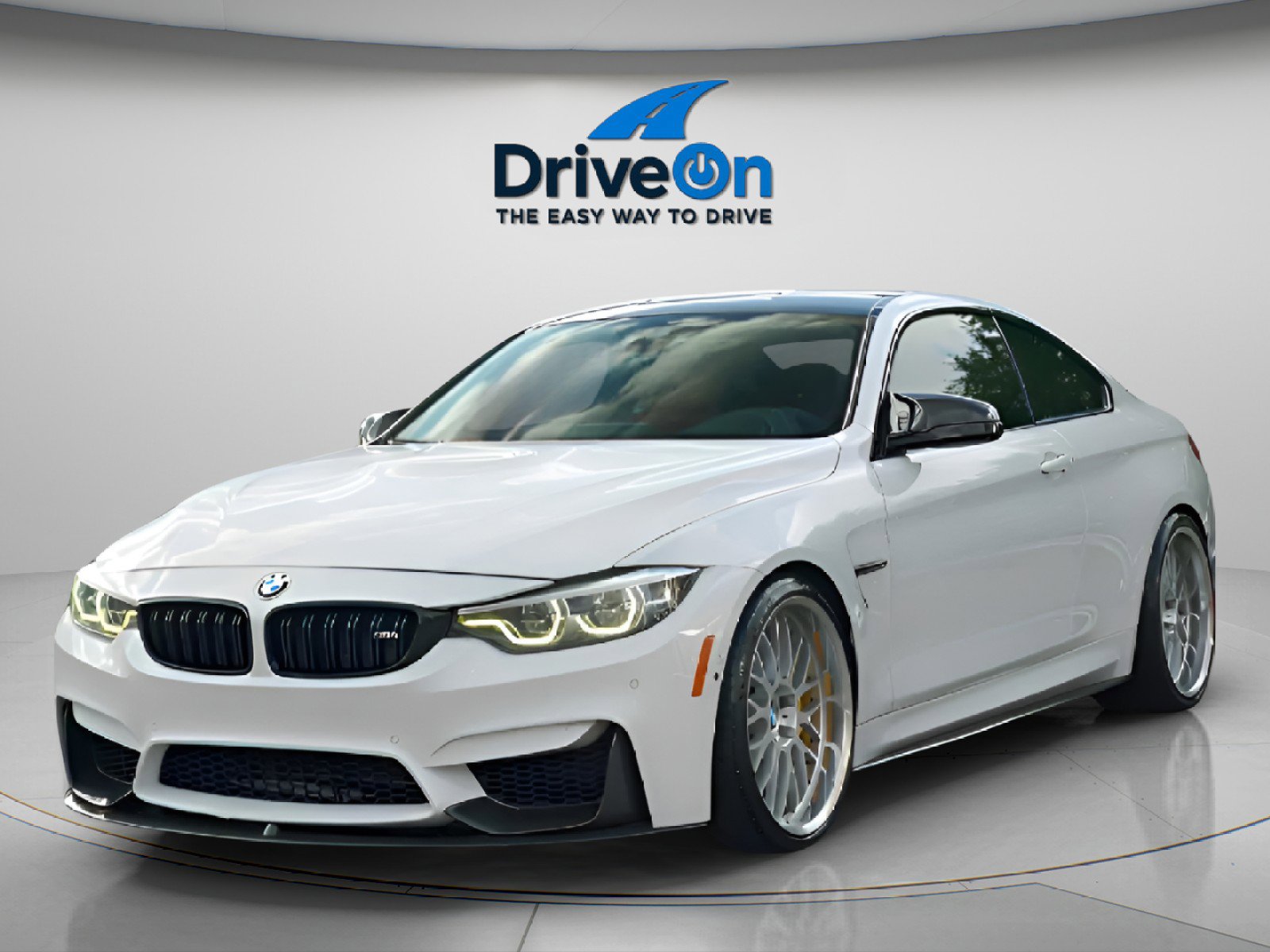 Used 2018 BMW M4 Coupe w/ Competition Package image 4