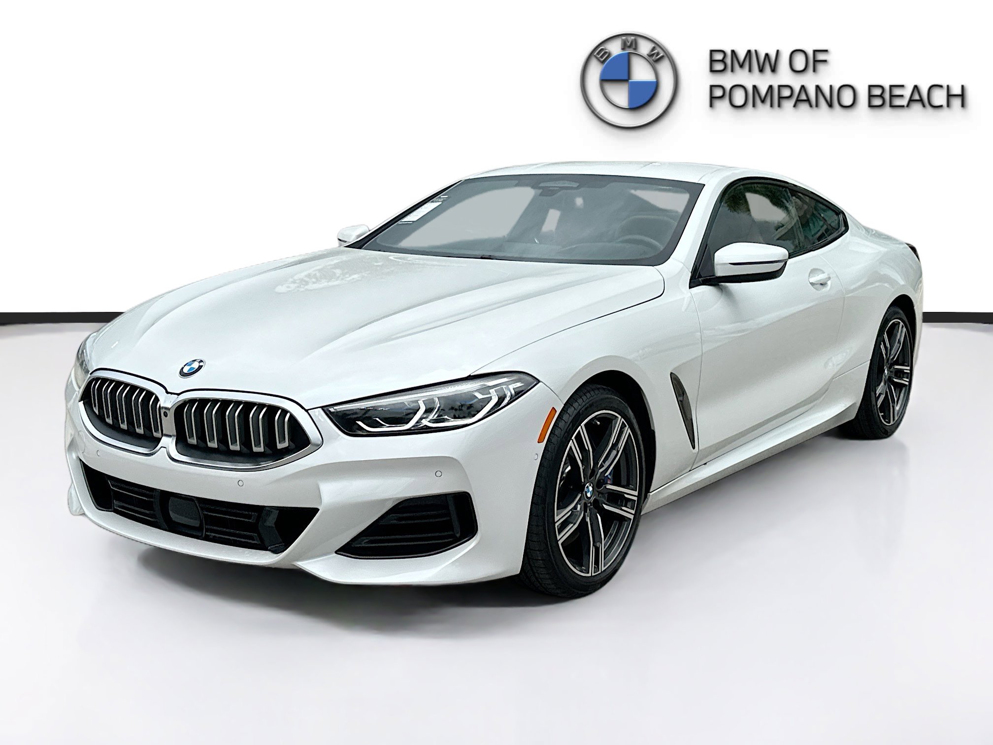 Used 2023 BMW 840i xDrive Coupe AWD/4WD image 3