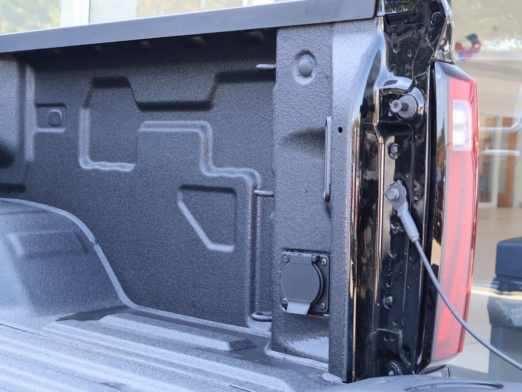 New 2026 GMC Sierra 3500 Denali w/ Denali Reserve Package image 40