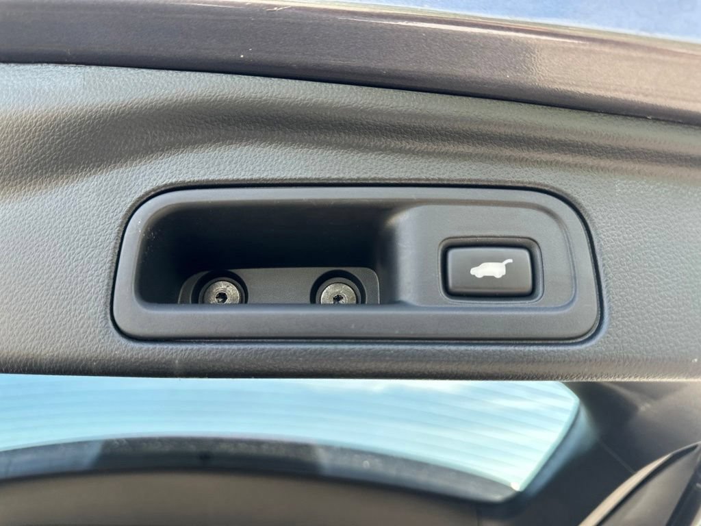 Used 2022 Honda Pilot Special Edition image 11