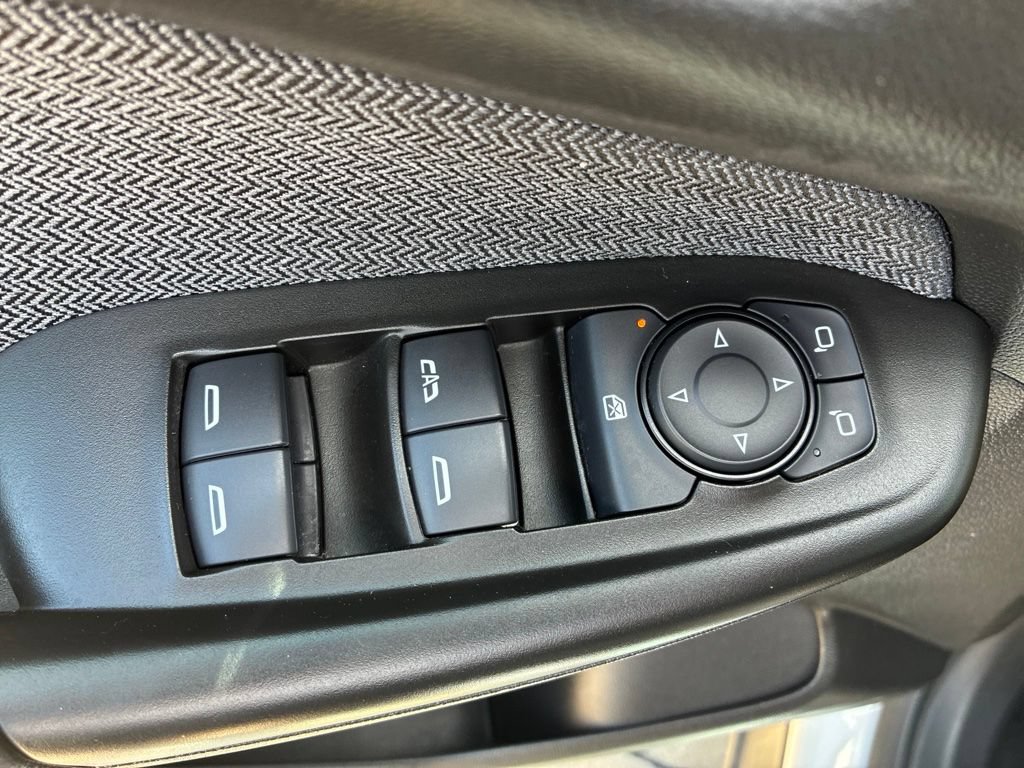 Used 2025 Chevrolet TrailBlazer LT AWD/4WD image 6
