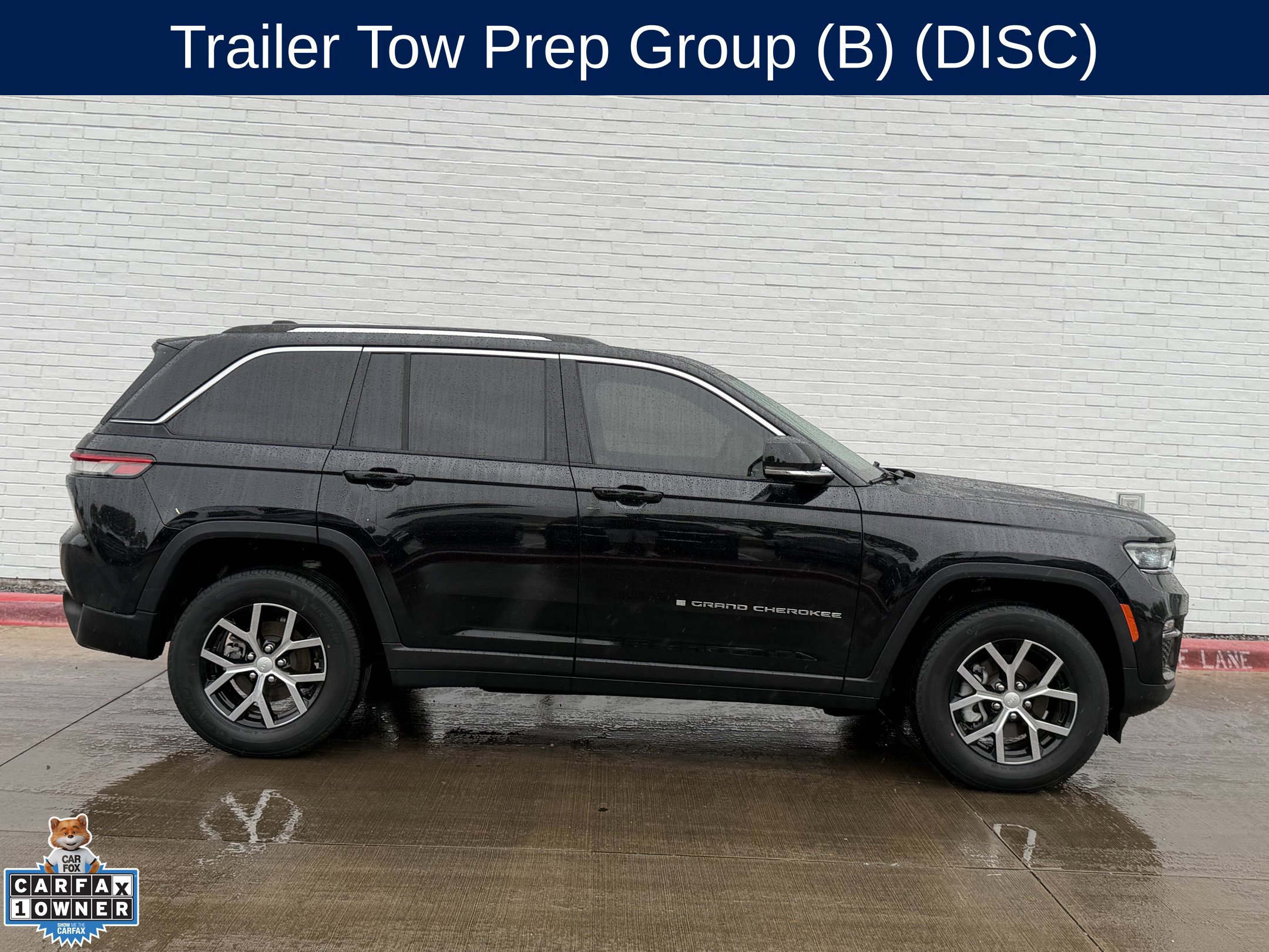 Used 2023 Jeep Grand Cherokee Limited w/ Trailer Tow Prep Group (B) AWD/4WD image 3