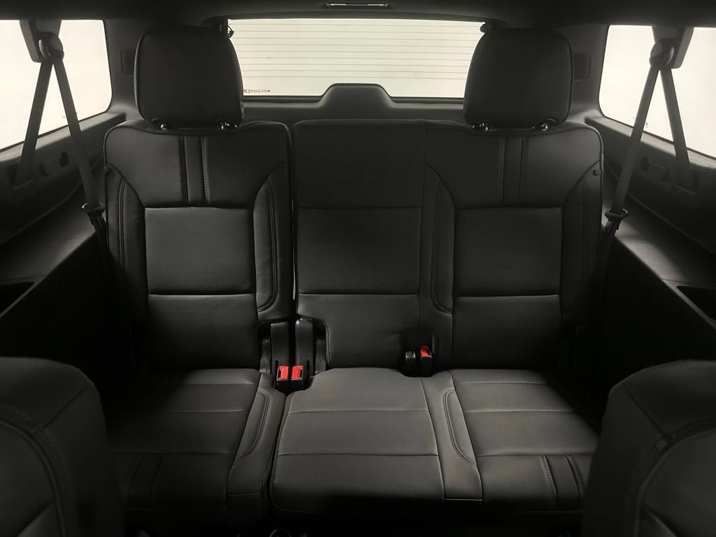 New 2026 Chevrolet Suburban RST w/ RST Capability Package AWD/4WD image 18