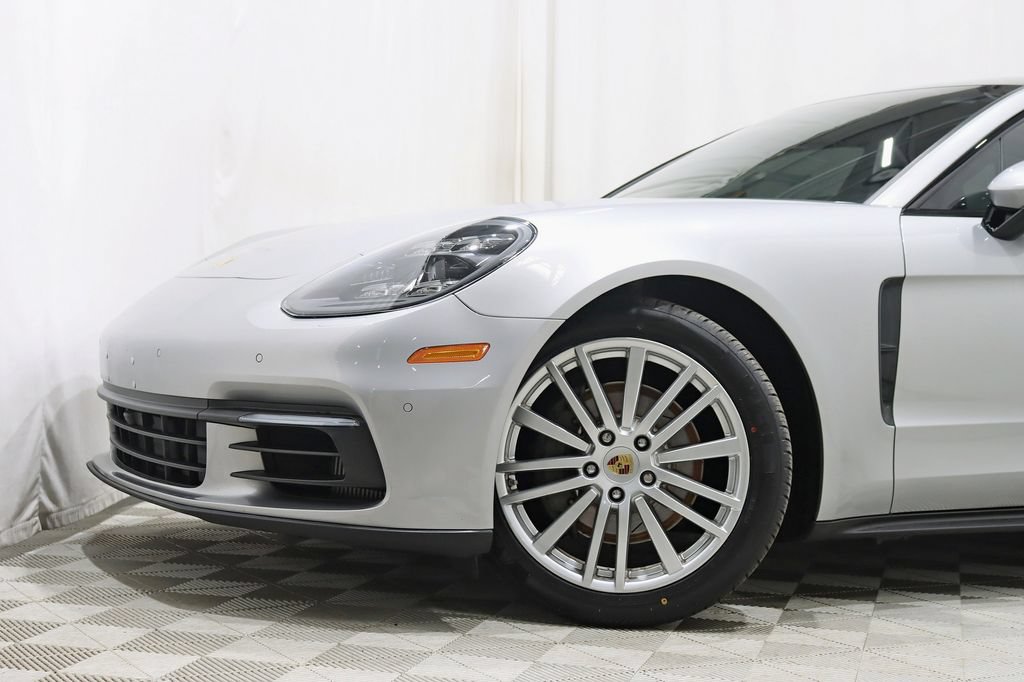 Used 2017 Porsche Panamera 4S AWD/4WD image 2