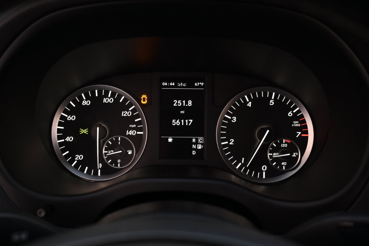 Used 2018 Mercedes-Benz Metris Passenger image 30