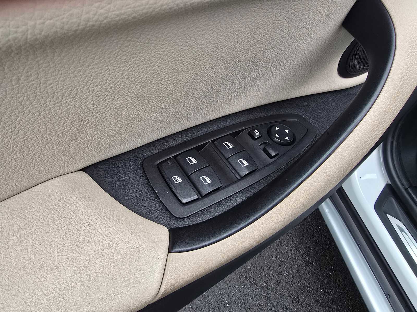 Used 2021 BMW X1 xDrive28i image 25