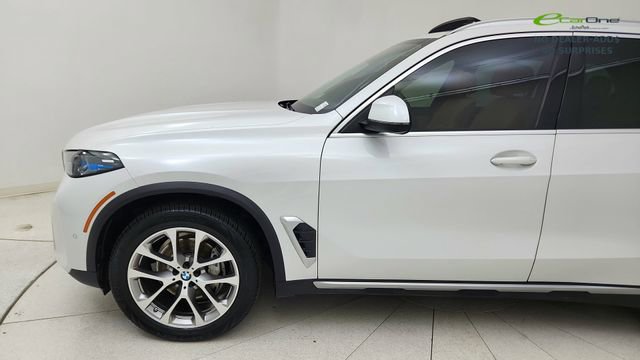 Used 2025 BMW X5 xDrive40i AWD/4WD image 9