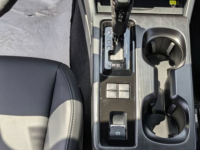 Certified 2026 Subaru Outback Premium AWD/4WD image 16