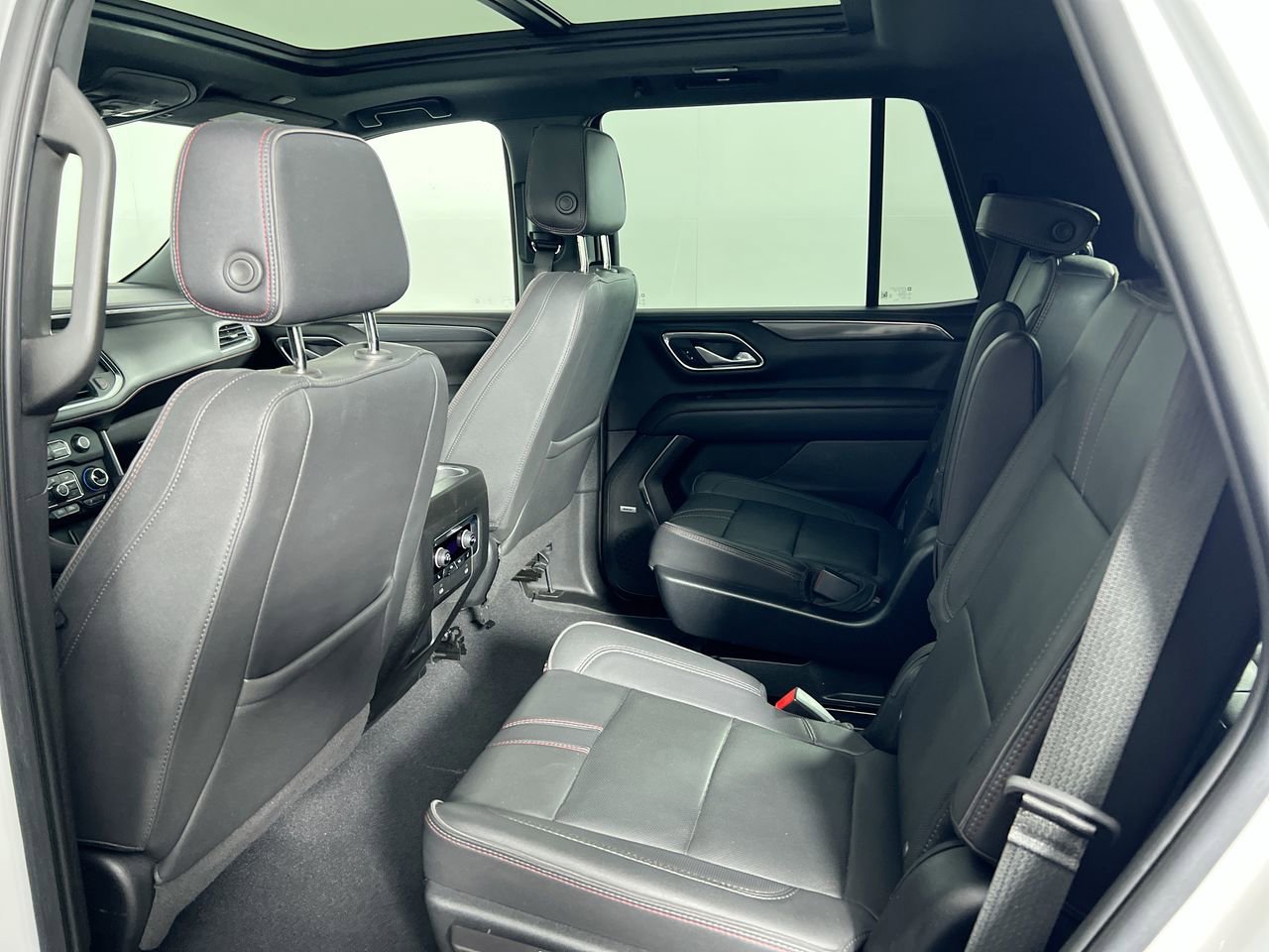 Used 2023 Chevrolet Tahoe RST w/ Luxury Package RWD image 26