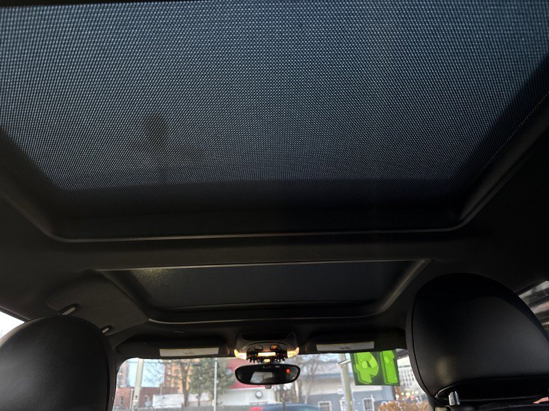 Used 2014 MINI Cooper 2-Door Hardtop image 34