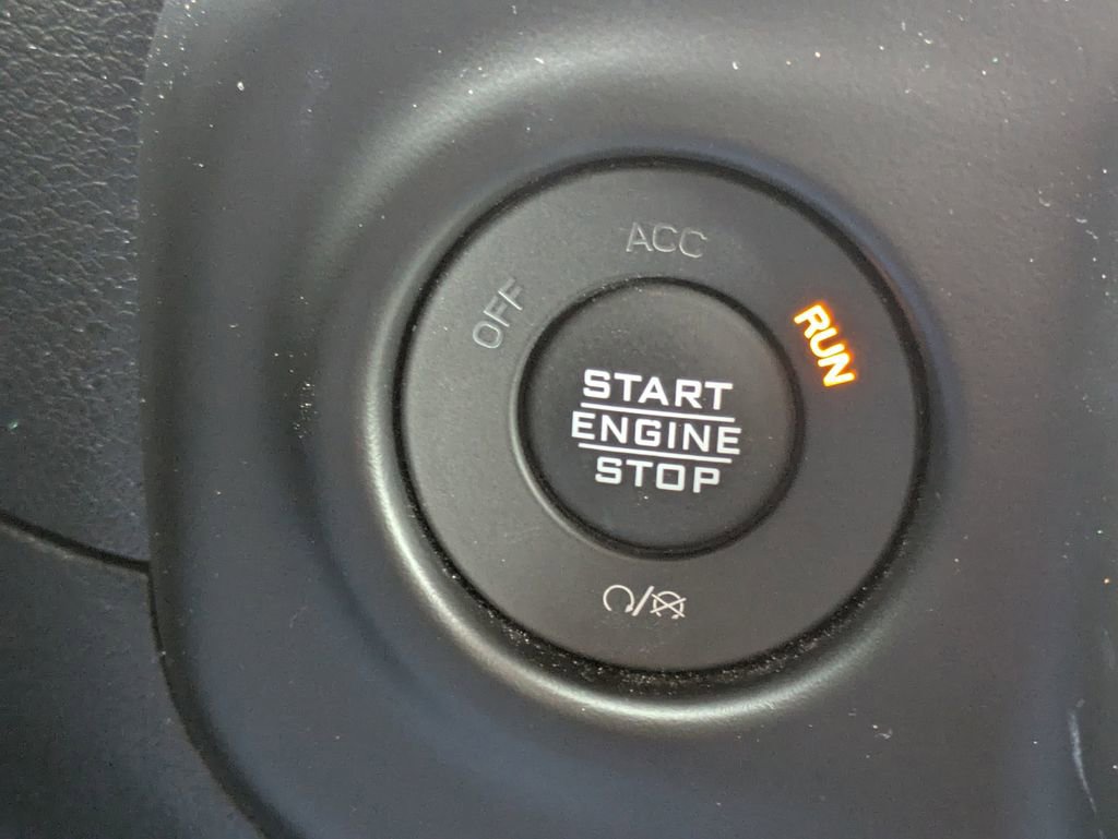 Used 2021 Jeep Wrangler Unlimited Rubicon AWD/4WD image 27