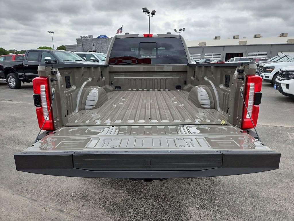 New 2026 Ford F350 Lariat w/ Lariat Premium Package AWD/4WD image 18