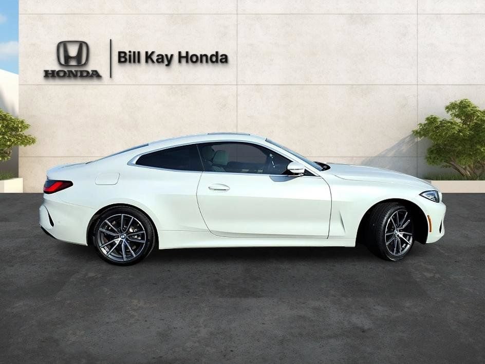 Used 2024 BMW 430i xDrive Coupe w/ Premium Package AWD/4WD image 2