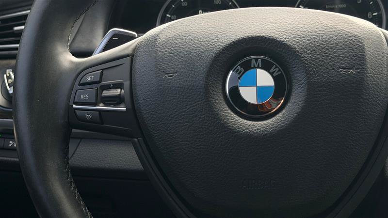 Used 2014 BMW 750Li RWD image 31