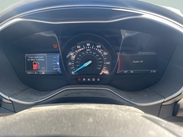 Used 2017 Ford Fusion SE w/ Fusion SE Technology Package image 17