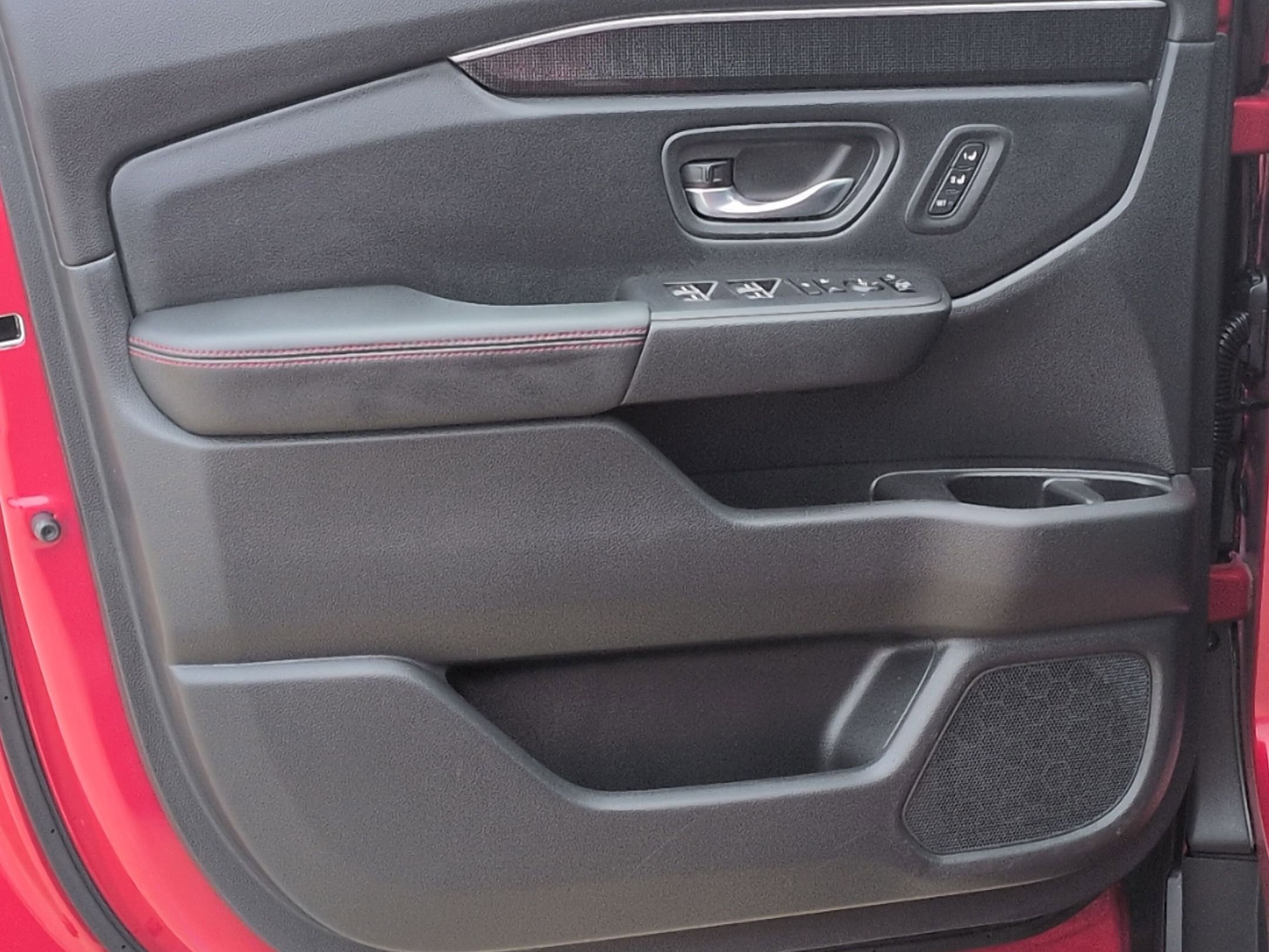 Certified 2025 Honda Pilot Black Edition image 12