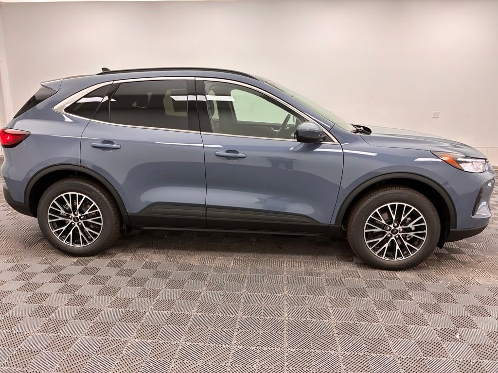 New 2026 Ford Escape SE image 7