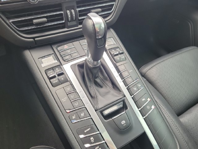 Used 2020 Porsche Macan S AWD/4WD image 22