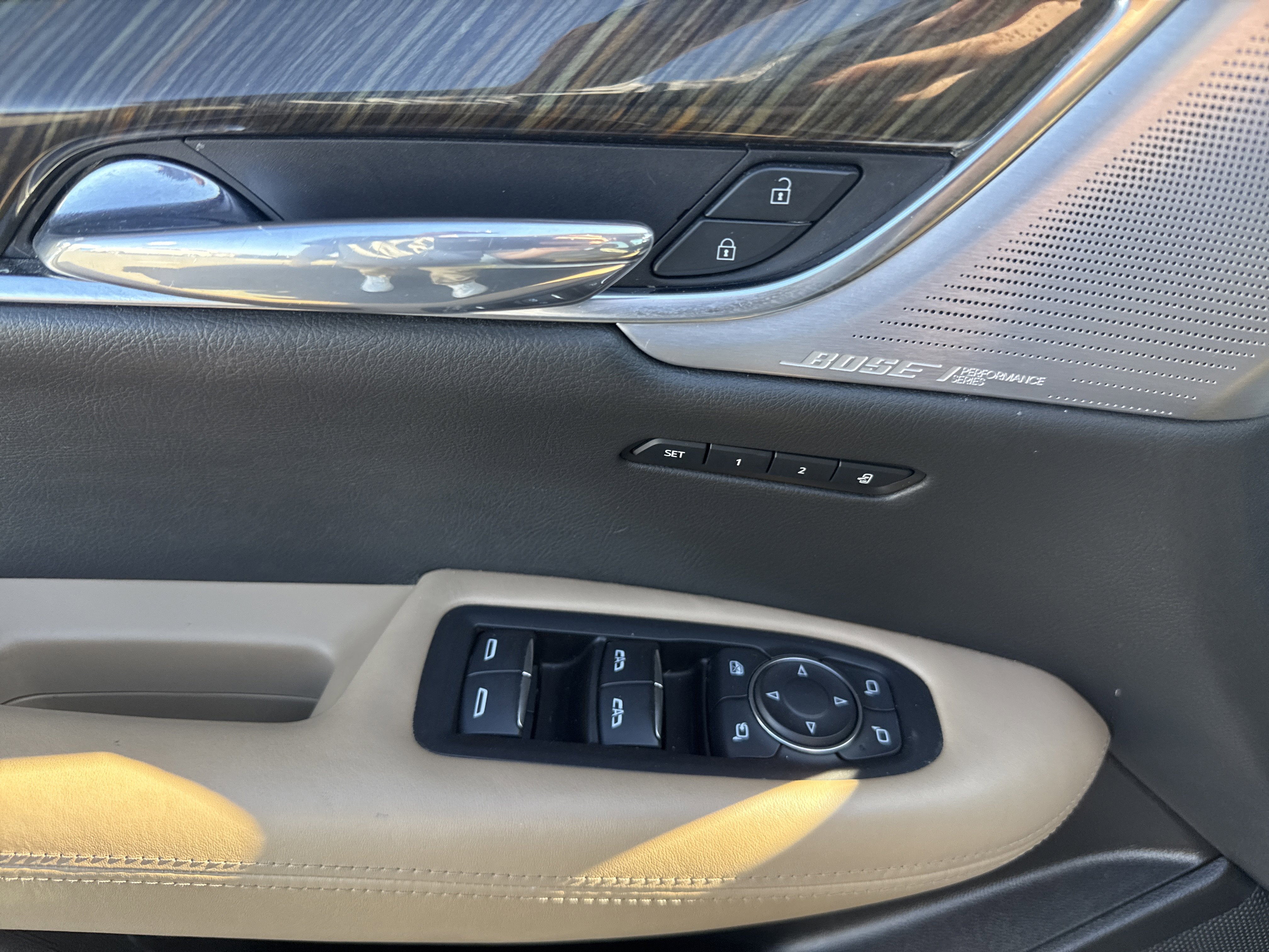 Used 2022 Cadillac XT6 Premium Luxury w/ Platinum Package image 19