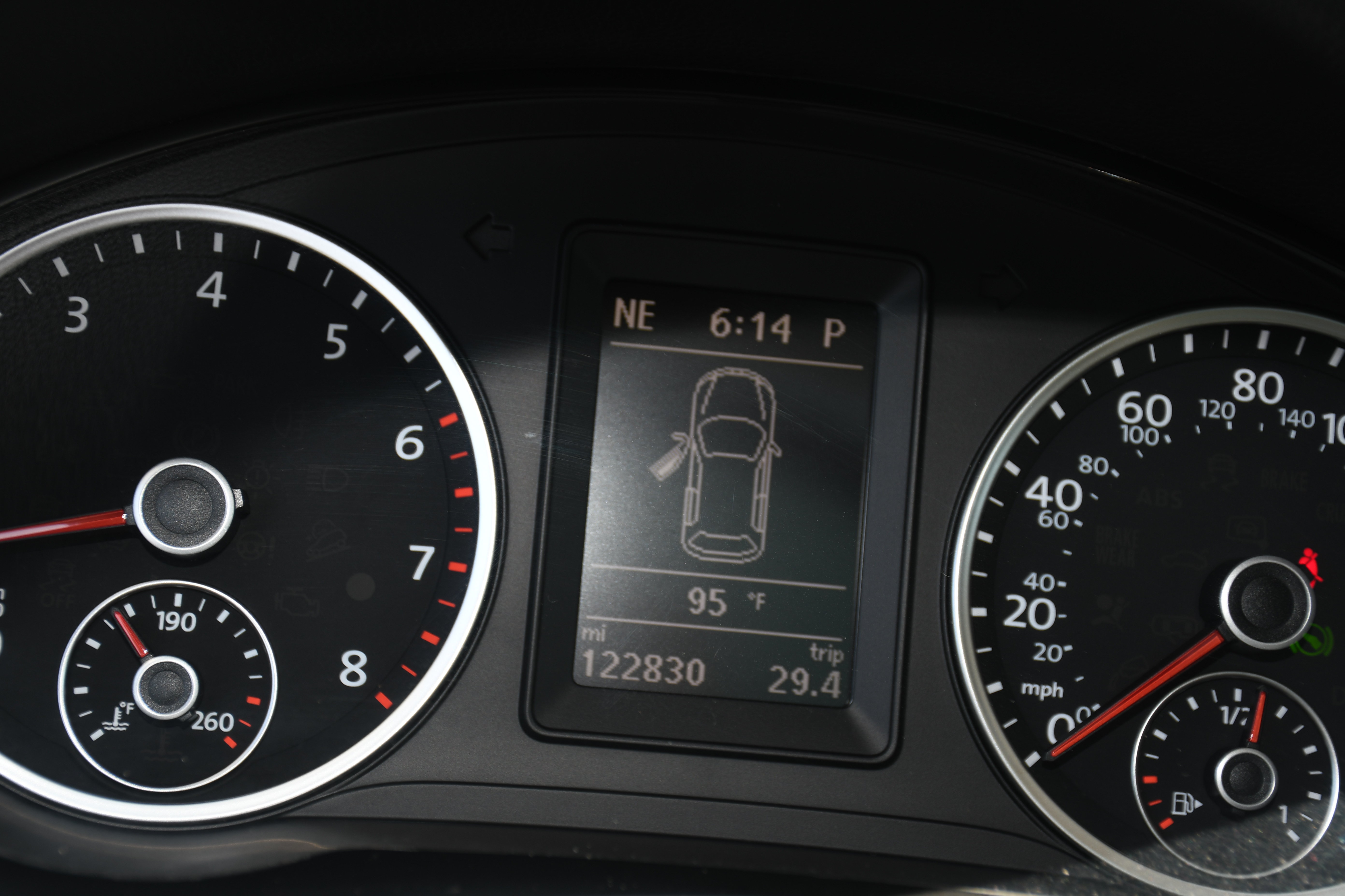 Used 2017 Volkswagen Tiguan Wolfsburg Edition FWD image 14