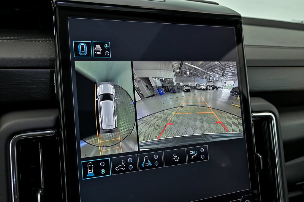 New 2026 GMC Yukon Denali w/ Advanced Technology Package AWD/4WD image 18
