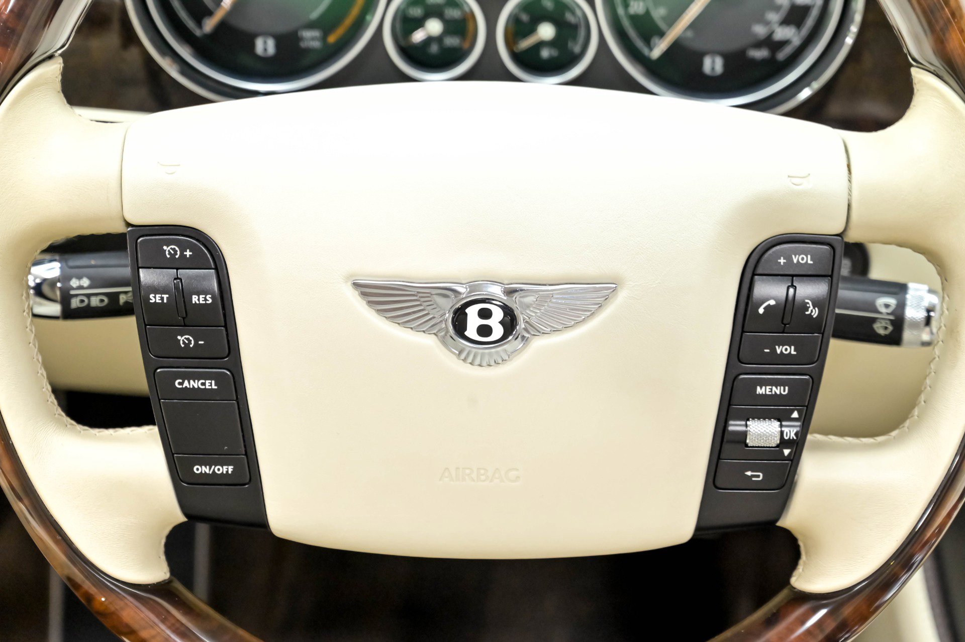Used 2014 Bentley Flying Spur W12 AWD/4WD image 67