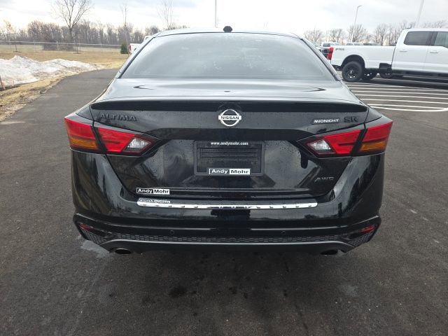 Used 2022 Nissan Altima 2.5 SR w/ Midnight Edition Package image 7