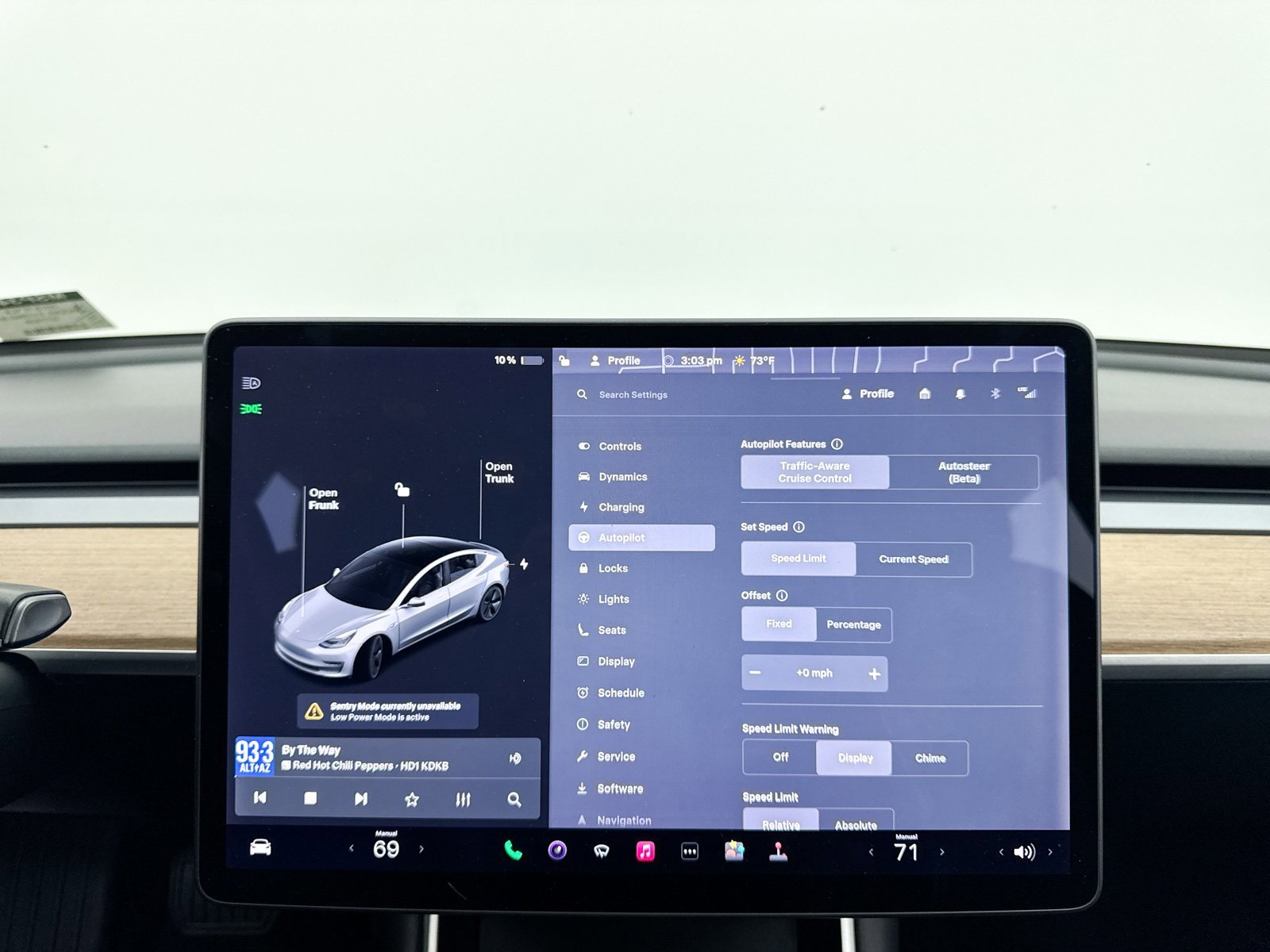 Used 2018 Tesla Model 3 Long Range image 29