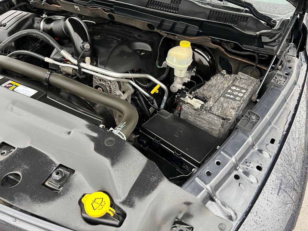 Used 2015 RAM 1500 Express image 36