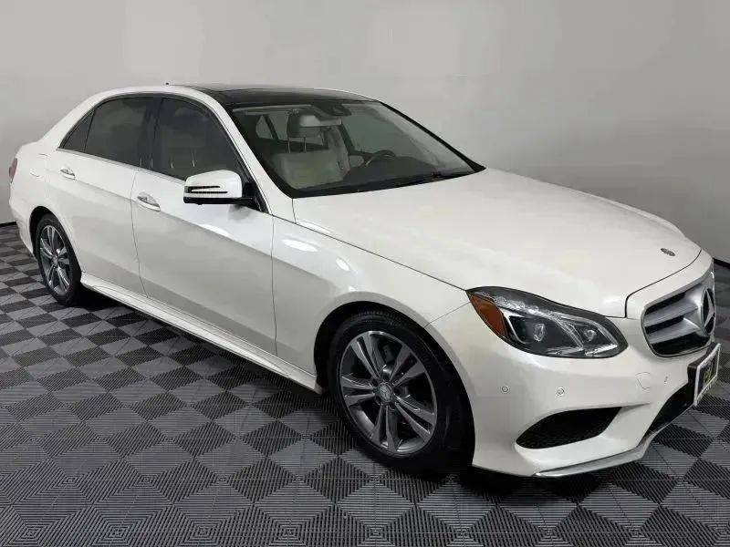 Used 2014 Mercedes-Benz E 250 BlueTEC 4MATIC Sedan image 50