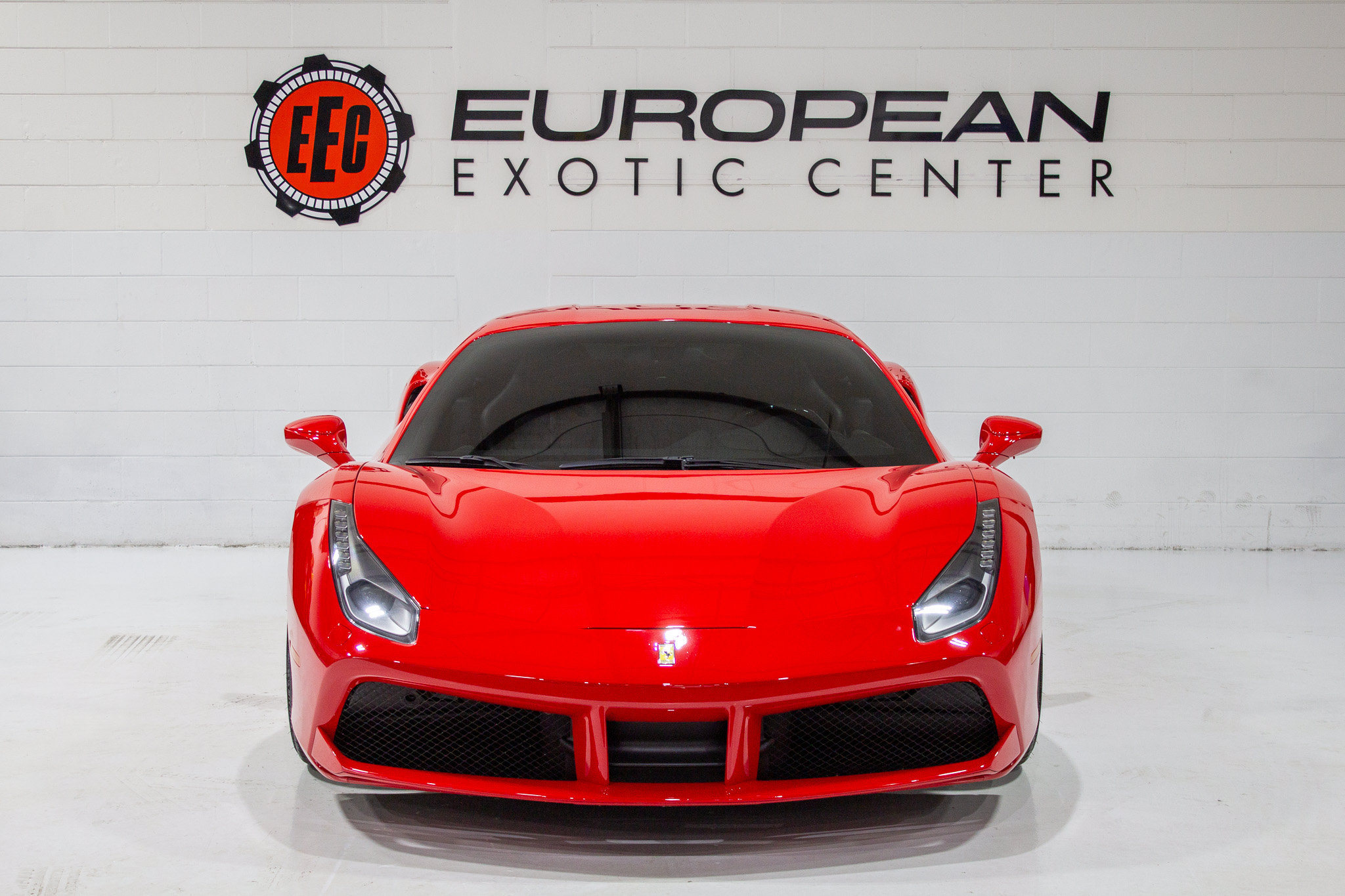Used 2018 Ferrari 488 GTB RWD image 30