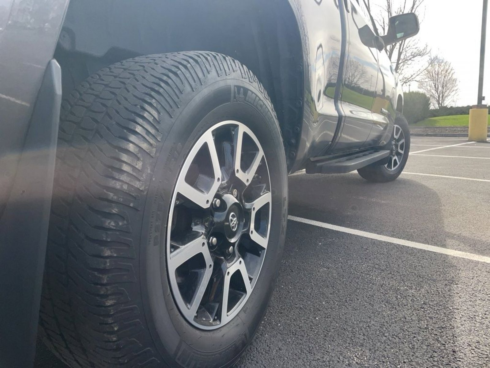 Used 2019 Toyota Tundra SR5 w/ TRD Off Road Package image 29