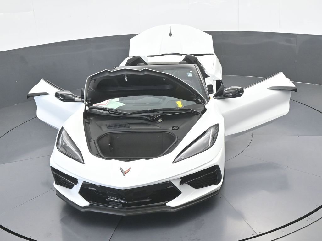 Used 2024 Chevrolet Corvette Stingray Convertible w/ Z51 Performance Package image 67