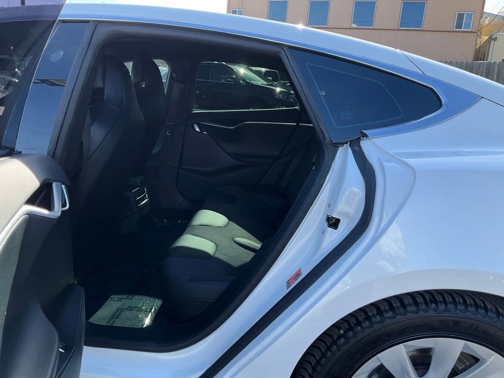 Used 2017 Tesla Model S 75 RWD image 25