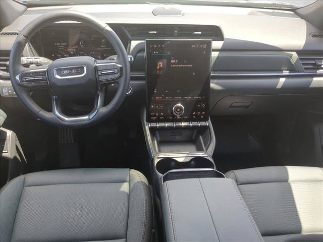 Used 2026 GMC Terrain AT4 w/ Technology Package II AWD/4WD image 17