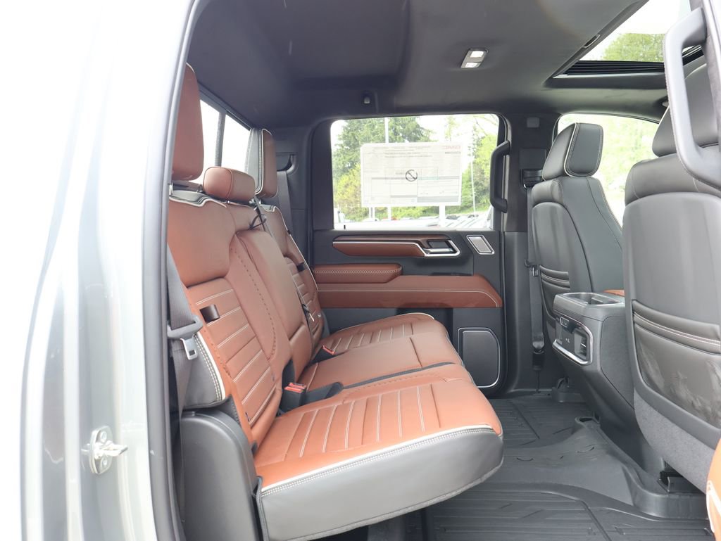 New 2026 GMC Sierra 3500 Denali Ultimate w/ LPO, Black Badging Package AWD/4WD image 43