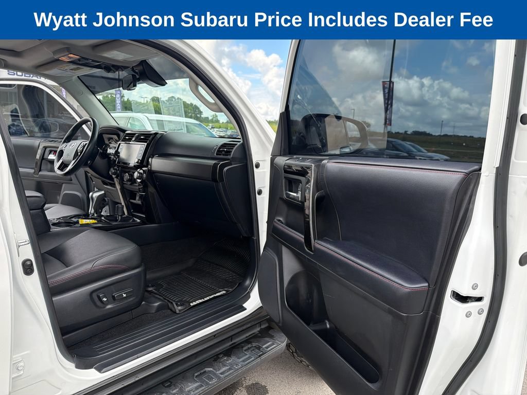 Used 2020 Toyota 4Runner TRD Off-Road Premium w/ Moonroof Package AWD/4WD image 41