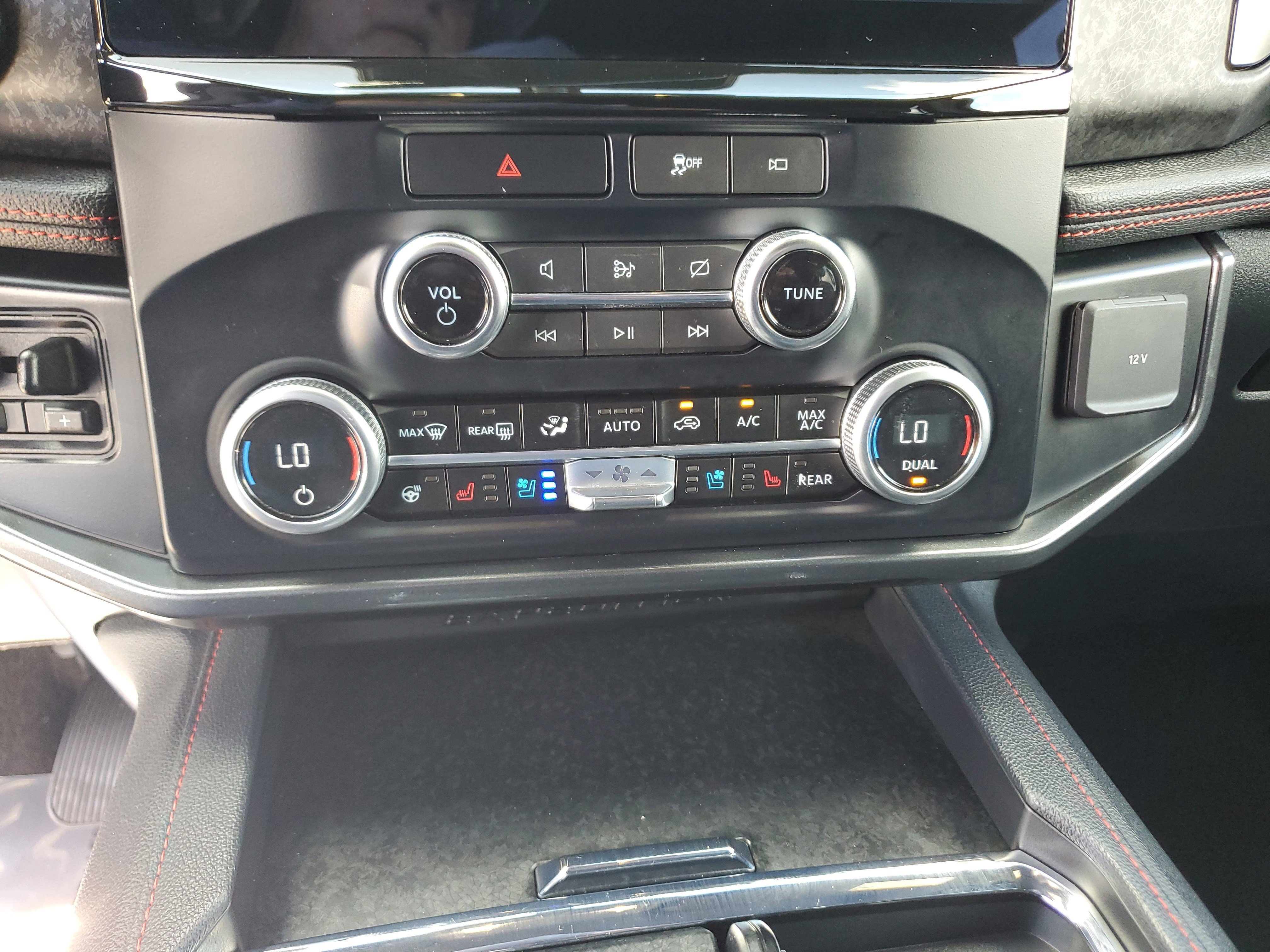 Certified 2023 Ford Expedition Limited image 25