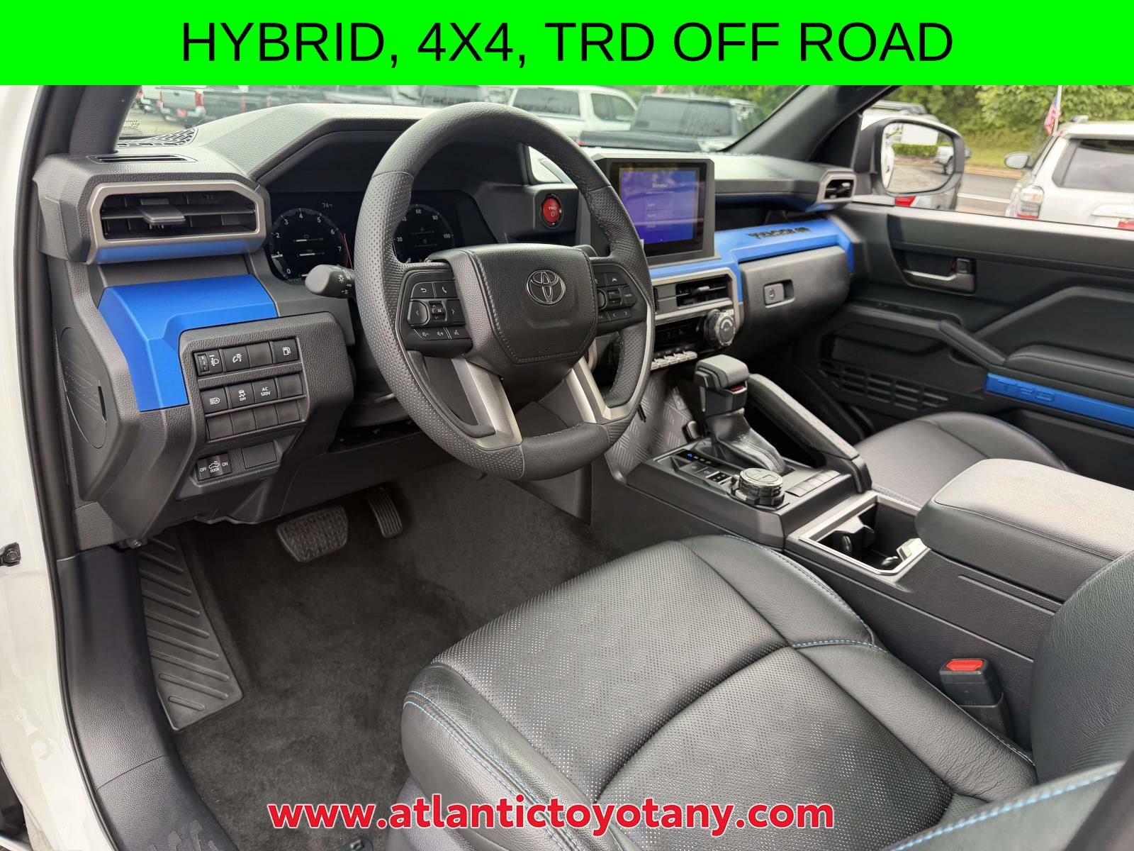 Used 2025 Toyota Tacoma TRD Off-Road AWD/4WD image 14
