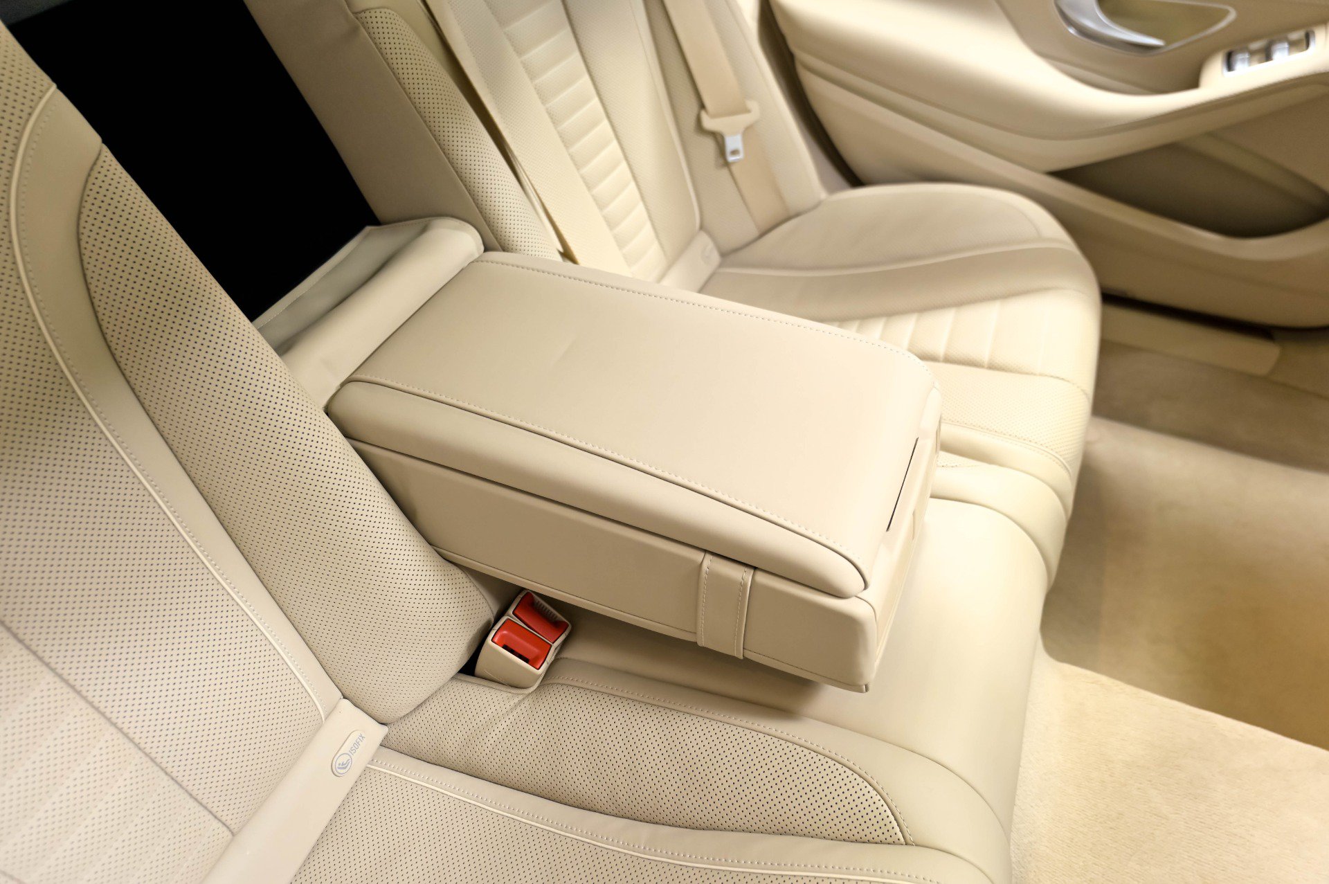 Used 2016 Mercedes-Benz S 550 4MATIC Sedan image 30