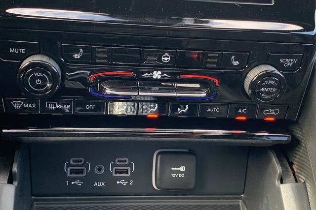 New 2025 Jeep Grand Cherokee Altitude image 32