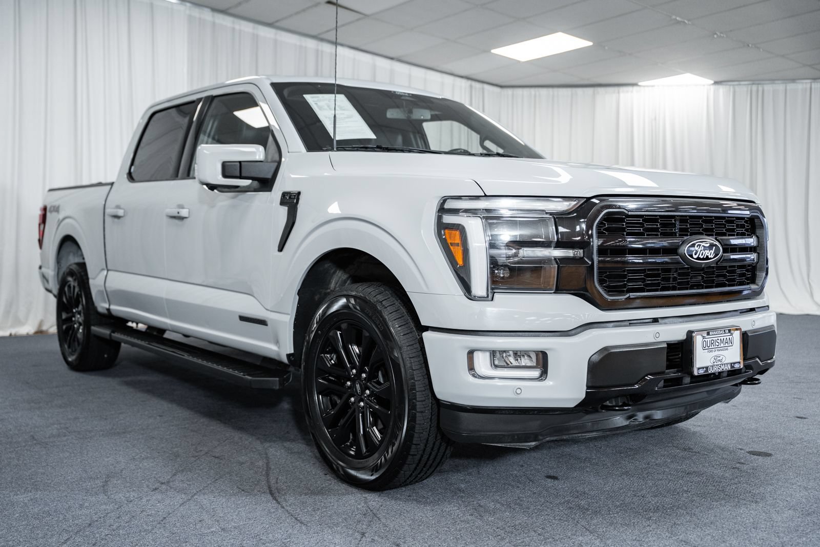Used 2024 Ford F150 Lariat w/ Equipment Group 502A High AWD/4WD image 1