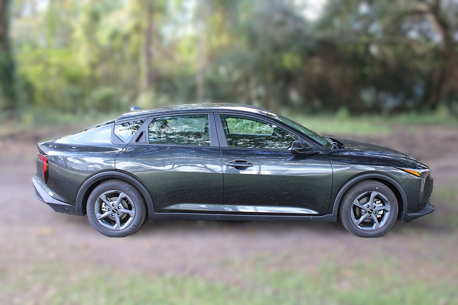 New 2026 Kia K4 LXS image 6