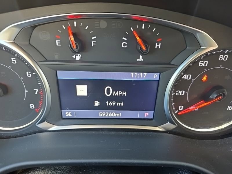 Used 2021 GMC Acadia SLT image 11